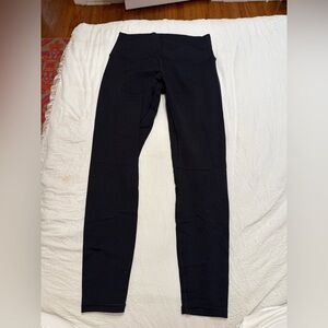 Black workout leggings. Size L